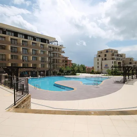 Studio New Estate In Luxor Апартаменты Свети-Влас